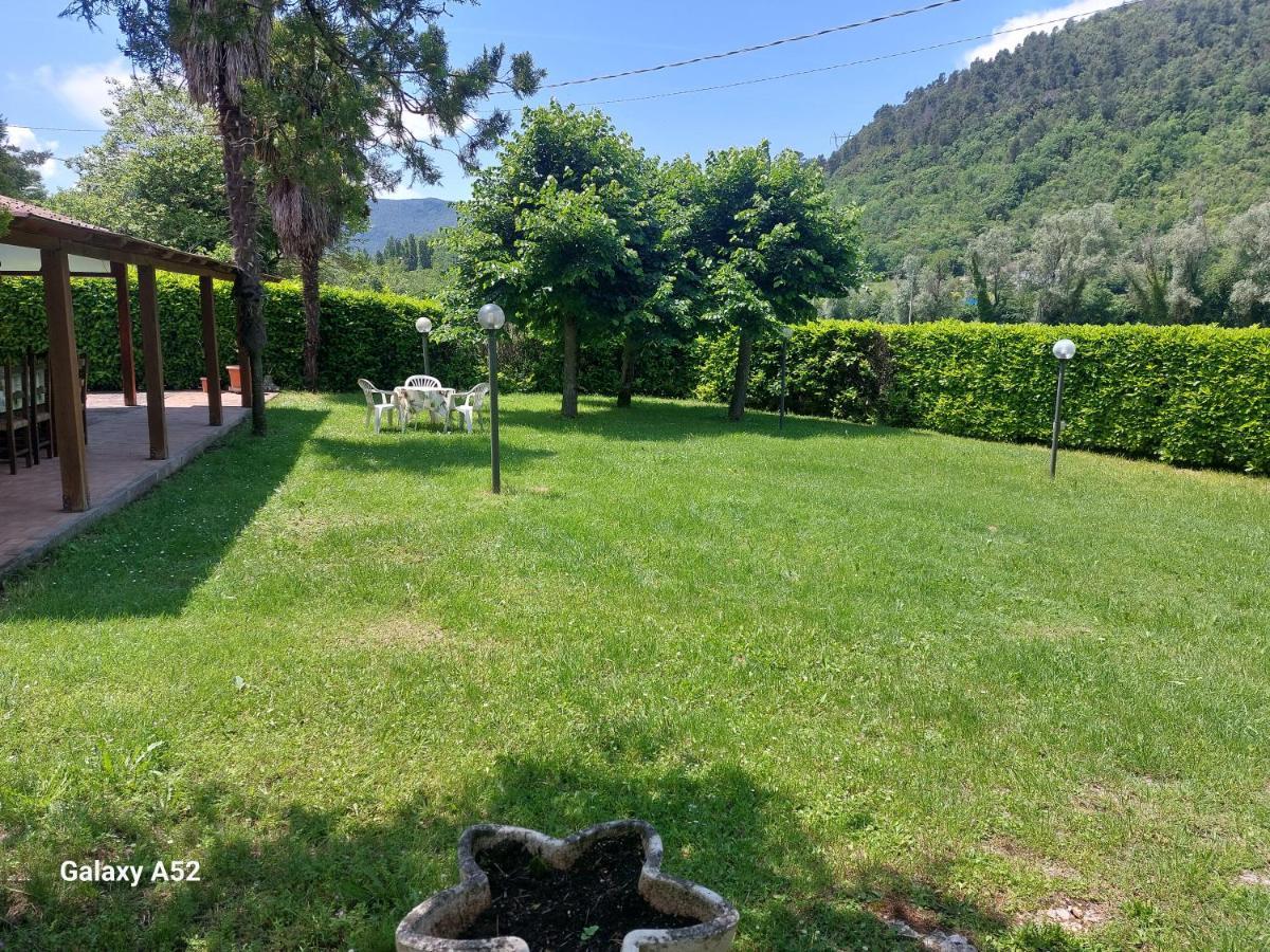 Al Lago Nel Verde Apartment Piediluco Exterior photo